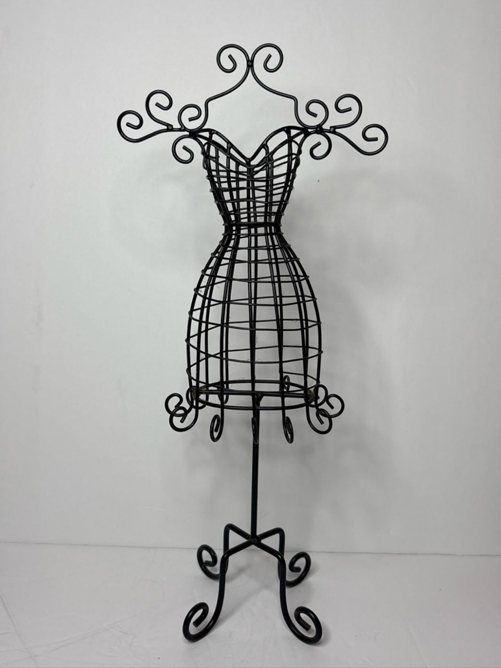 Coquette Scrollwork Wire Mannequin Bust Jewelry Display Stand